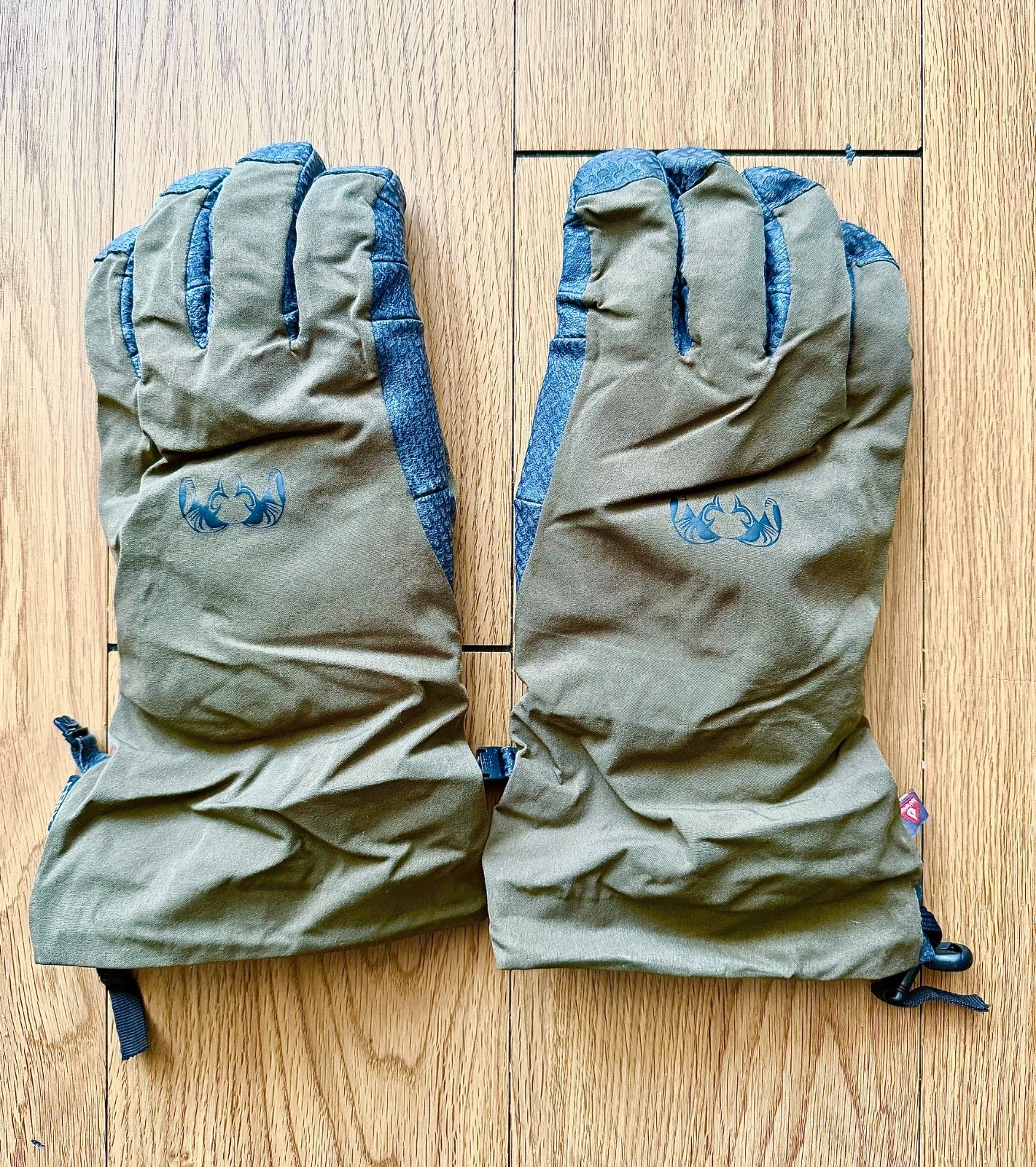 Kuiu Northstar Glove PAIR Waterproof Synthetic Insulated - Leather Grip Size M