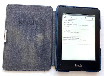 Kindle EY21 Paperwhite, 5th Gen, VG Cond, w/Blue Cvr. *TESTED*