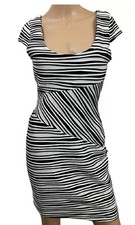 GUESS Black/White KARISSA Lined Stretch Sheath Dress Size XS