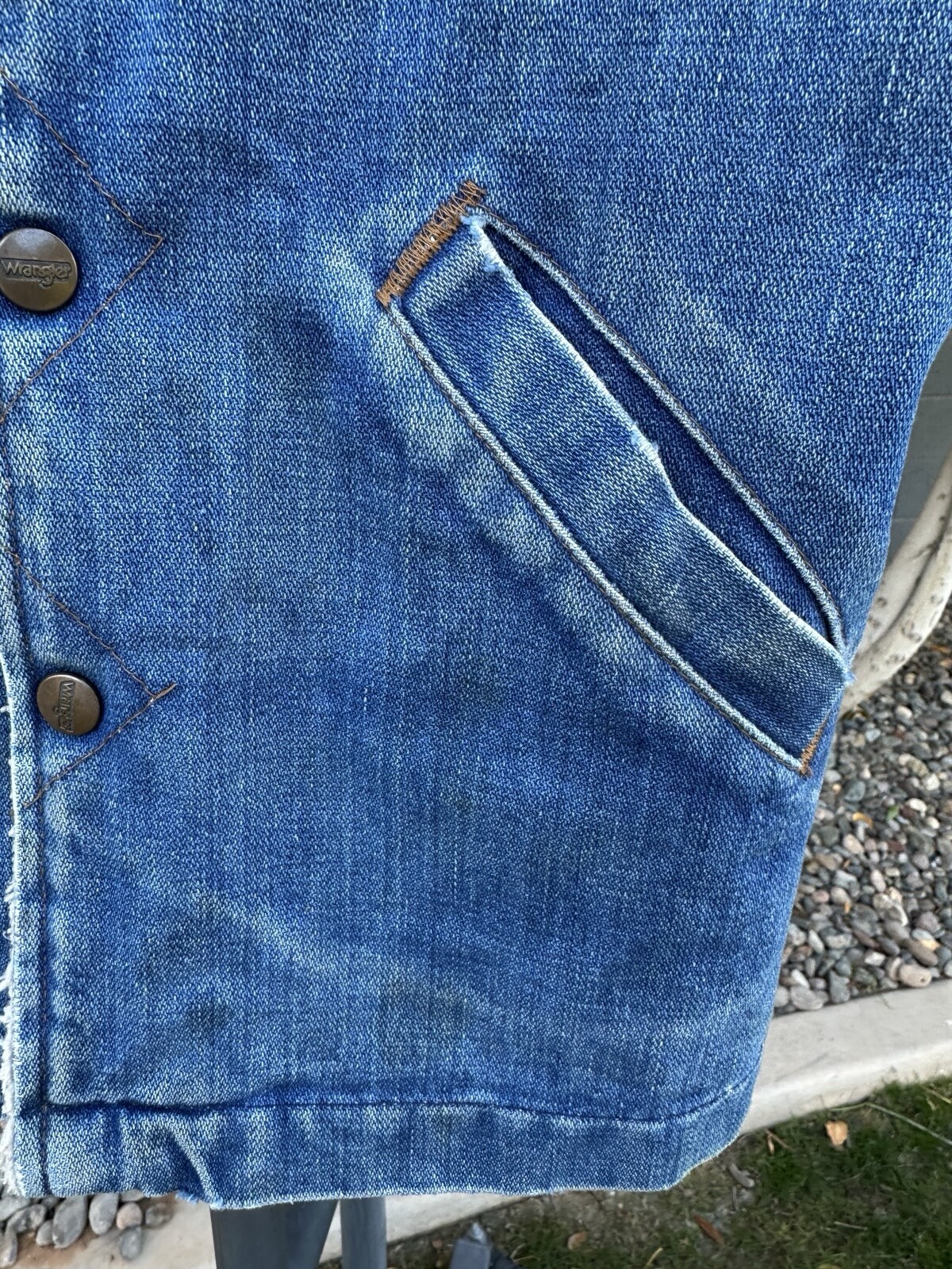 Picture 9 of 24