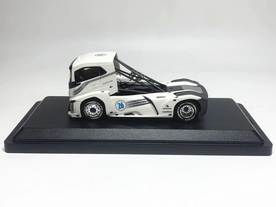 TEKNO 1/50 High Quality Resin VOLVO The Iron KNIGHT #26 Truck Racing Model Car - Image 4 of 4