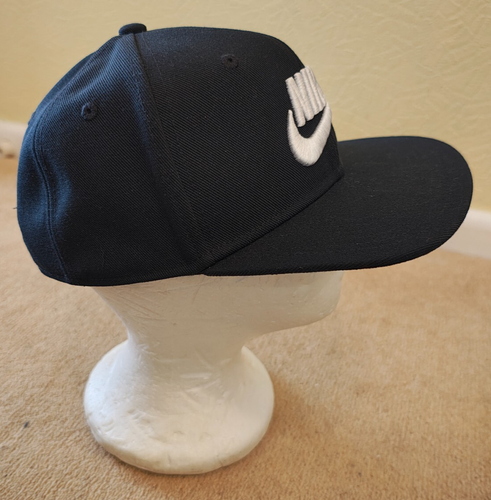 NIKE BLACK One Size Adjustable DRI-FIT Embroidered BASEBALL CAP SNAPBACK - Picture 3 of 4