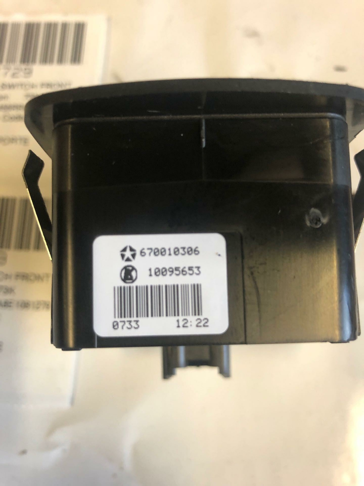 14 15 16 MASERATI Door Switch Front PASSENGER SIDE