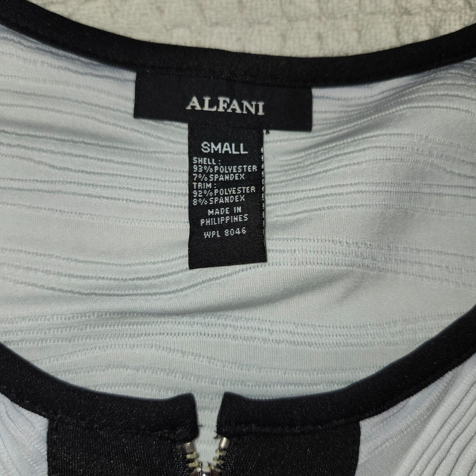 ALFANI IVORY/BLACK JACKET WOMEN'S SIZE M PLEATED FULL ZIPPER LIGHTWEIGHT image 2