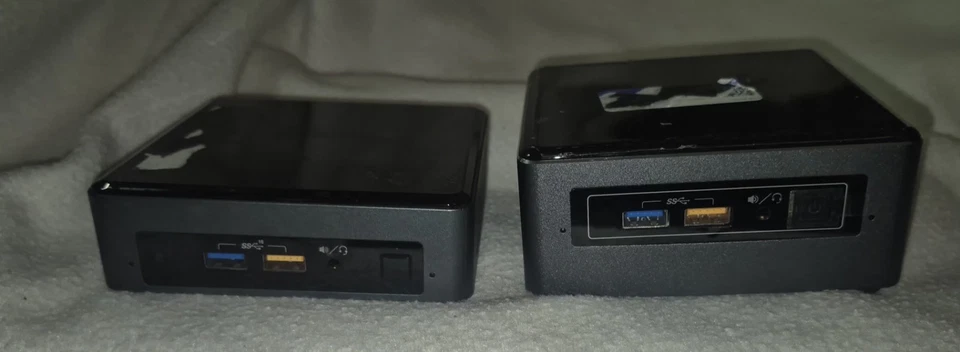 DEFECTIVE 2x Intel NUC Boxnuc8i5bek1 I5 Boxnuc7i7bnhx1 NO SSD NON WORKING Parts - Image 3 of 4