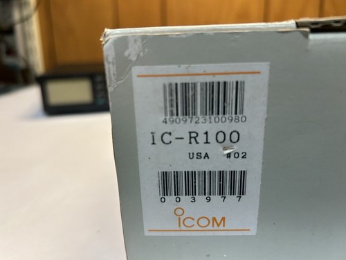 Receptor escáner de banda ancha Icom R100 R-100. Gobierno impecable y completo - Imagen 5 de 17