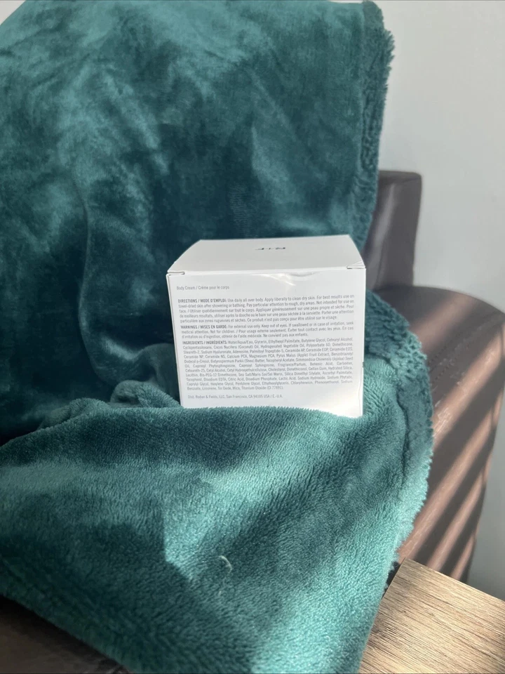 Rodan + Fields Active Hydration Body Replenish 200 ML 6,76 oz - Nuevo en caja Foto 2 de 2