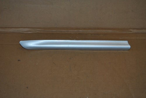 BMW E46 Coupe Cabrio Stoßleiste Seitenwand vorne links Kotflügel Leiste Silber