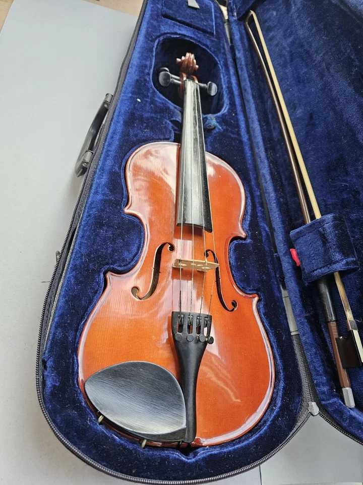 The Stentor Student II  Violin w  Hard Case & Bow 13'' Violin  Japan Size 3/4 - image 2 of 4