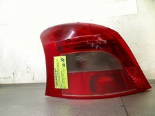 Feu arrière Toyota YARIS II