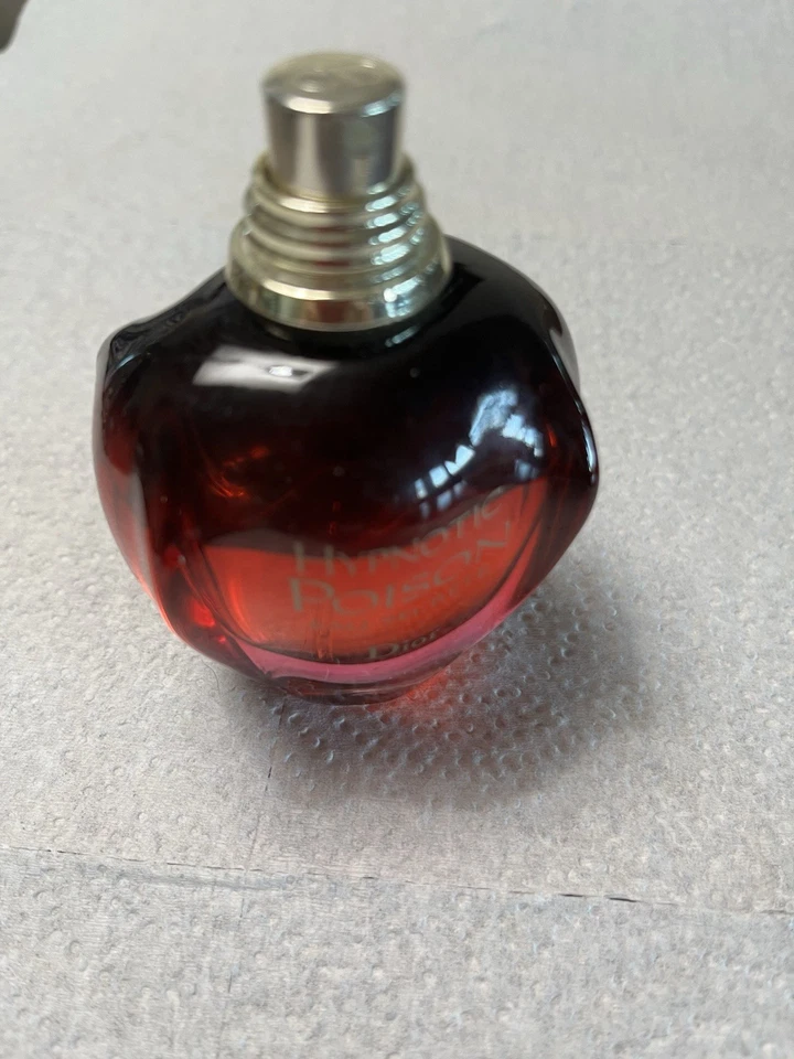 Hypnotic Poison Eau de Secrete de Christian Dior fl oz 1,7 - Imagem 2 de 2