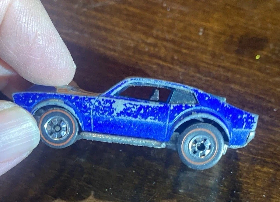 Hot Wheels Redline 1969 Mighty Maverick esmalte azul hecho en Hong Kong Foto 3 de 4
