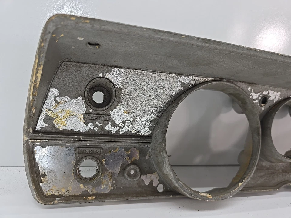 Plymouth Barracuda 120-150 Rallye 1967 tablero bisel sin aire acondicionado Foto 2 de 4