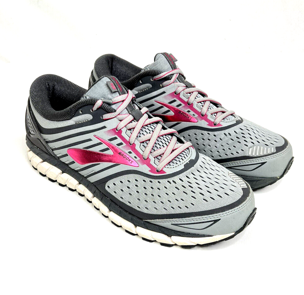 brooks ariel size 9