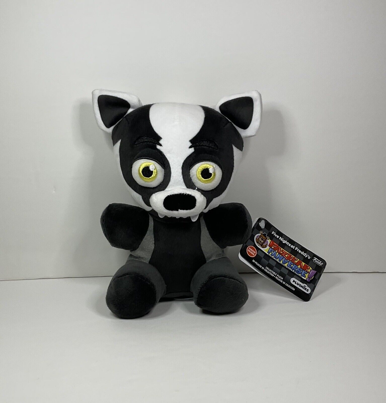  Funko Five Nights at Freddy's Fazbear Fanverse Blake The Badger  Exclusive Plush Figure : Toys & Games