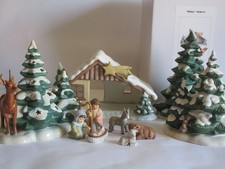 GOEBEL NINA & MARCO WEIHNACHTSKRIPPE STALL BÄUME HEILIGE FAMILIE FIGUREN TIERE