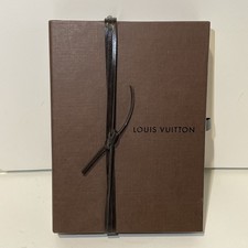Louis Vuitton Autentyczne pudełko na portfel ze skórzanym paskiem wstążkowym