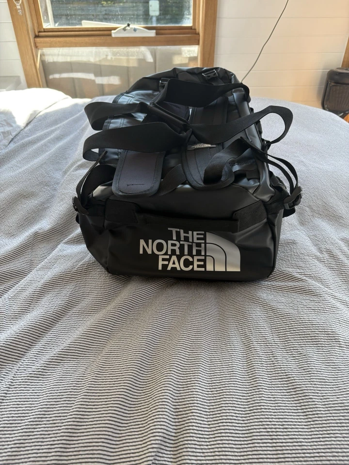 the north face bag - image 3 of 4