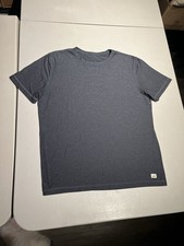 Vuori Shirt Men's Medium Strato Tech Tee T Gym Blue Casual Short Sleeve V126