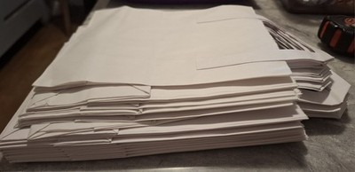 Weniger als je 10 Stück, 18 weiße Papier-Lebensmittel-/Partytüten mit flachen Griffen SIEHE VOLLSTÄNDIGE DE