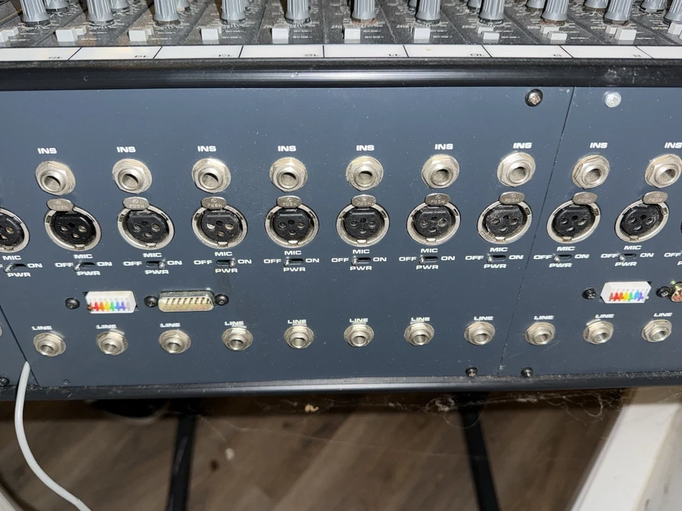 SOUNDCRAFT 200 BVE 16 Channel Soundboard 4 bus mixer  Analog - Image 4 of 4