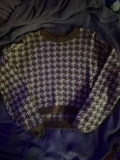 Hollister Houndstooth Brown and White Long Sl...