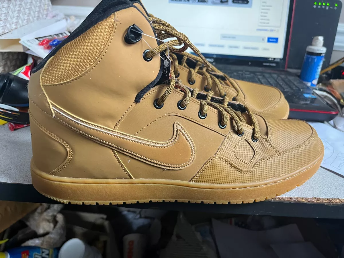 Nike son top of force winter
