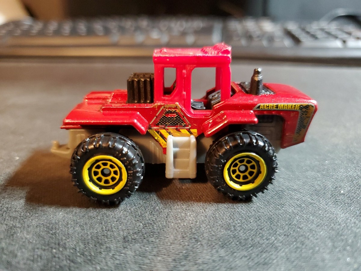 ACRE MAKER red/gray tractor; CANON CONSTRUCTION 2017 MATCHBOX