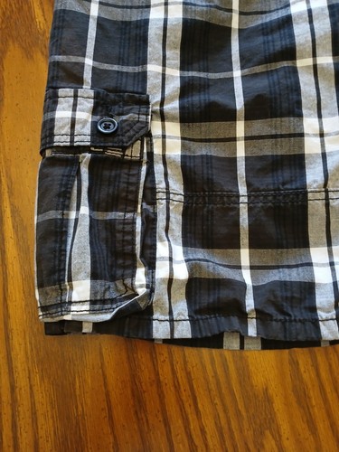 Wrangler Jeans Boys Size 14 Regular Cargo Shorts Black Plaid Adjustable Waist - Picture 2 of 5