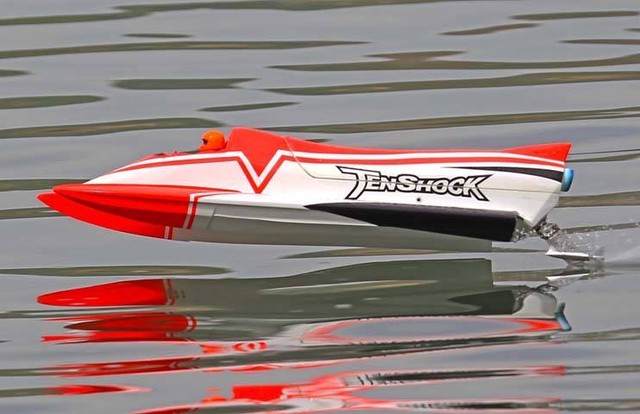 tenshock f1 rc boat