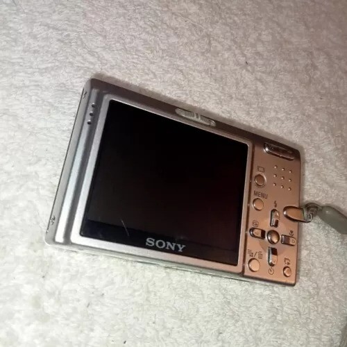 Sony Cyber-shot DSC-T9 6.0MP CCD Vintage Digital Camera 100