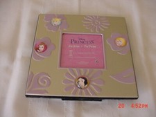 DISNEY PRINCESS PICTURE FRAME BY CONNOISSEUR 3"X3" PICTURE