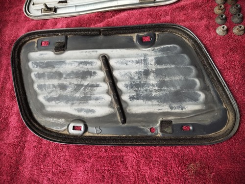 JDM SUBARU IMPREZA WRX STi GC GF V.1-2 Bonnet Air Vents L+R OEM. - Picture 18 of 20