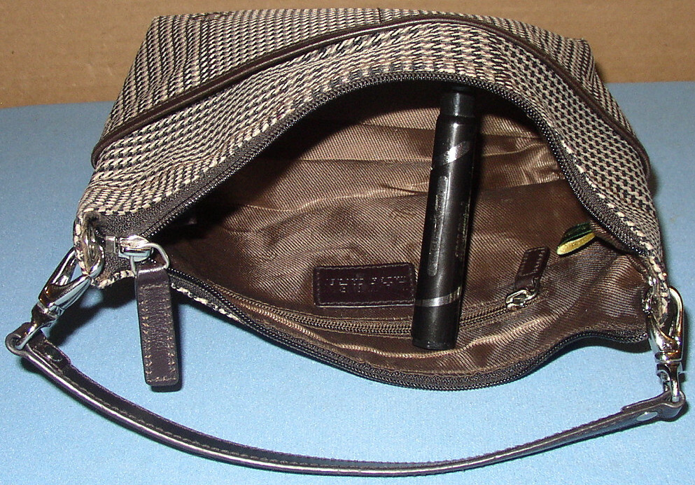 Picture 6 of 9