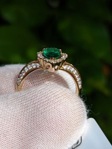 14k Gold "5th Avenue" Emerald & Diamond Ring Brand New With Tag & Certificate - Picture 2 of 12