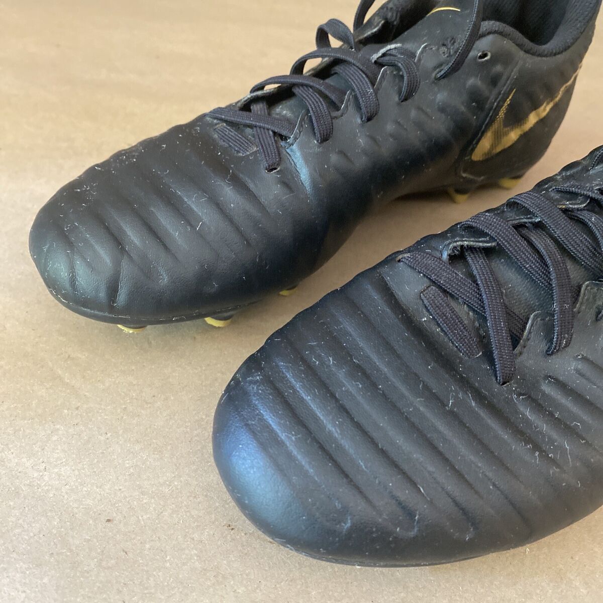 Nike Tiempo Legend 7 Club FG Soccer Cleats Black/Gold size Nike Tiempo Legend 7 Club FG Soccer Cleats Black/Gold size