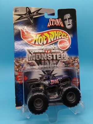 Sting Hot Wheels Monster Jam Truck WCW Diecast 1/64 Mattel Mega Tire 2000