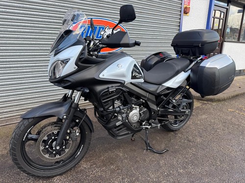 Suzuki DL 650 V-Strom - Picture 12 of 14