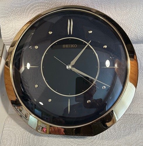 Vintage Seiko QXG110G Desk Clock Gold Black/Gray Qrtz. Japan Movement 8.5in Dia.