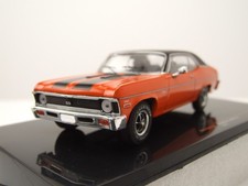 Modellino auto Chevrolet Nova SS 1971 arancione nero 1:43 ixo models