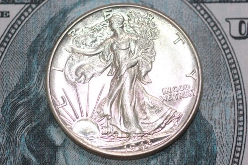 1943 WALKING LIBERTY HALF DOLLAR  UNCIRCULATED CHOICE TO GEM BU MINT LUSTER