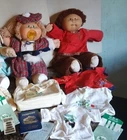 Lot Of 2 Vtg World Traveler 1985 Cabbage Patch Dolls W Acc Scottland & Russia