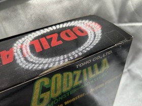 NECA Godzilla NES Video Game Toy Action Figure Color 1989 Unopened MIB 1st batch