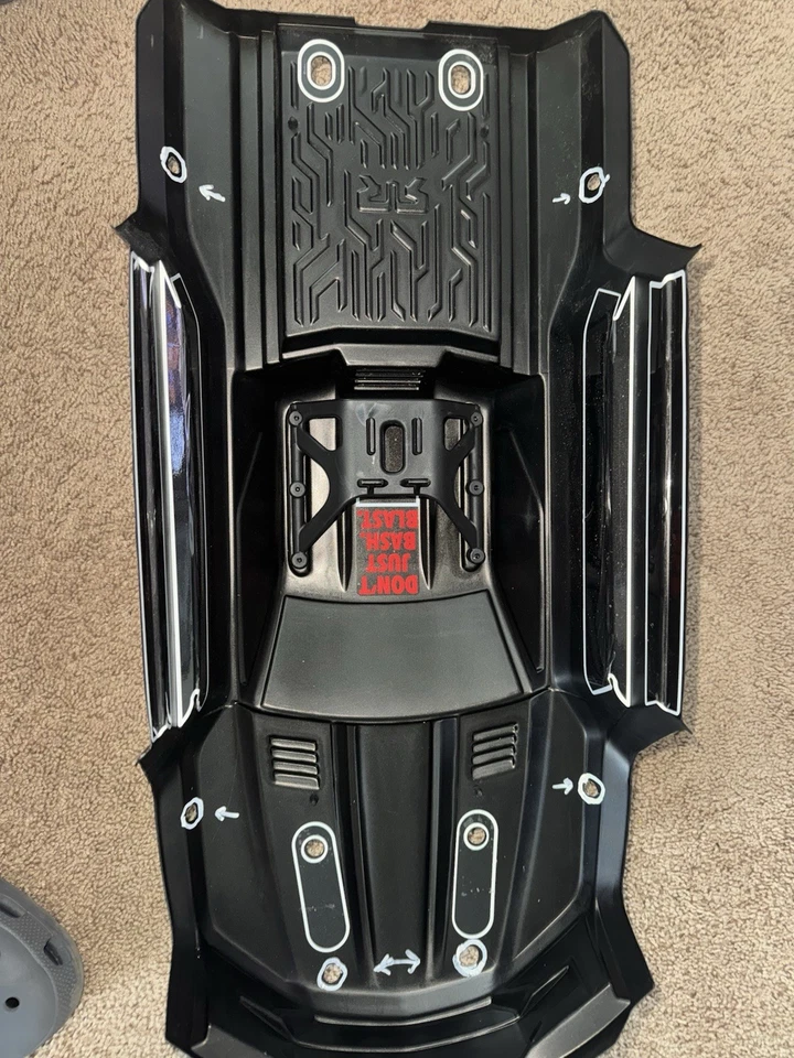 Kraton 8s EXB/Outcast 8s EXB 1/5 Scale Top, Front and Side Skid kit. 8 Piece Set - Image 4 of 4