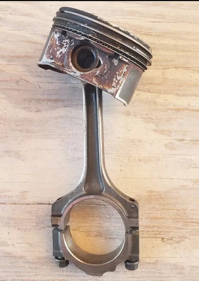 Ford Mustang 2005 cupé motor de 4,6 L pistón con conjunto de varilla de conexión OEM Foto 2 de 4