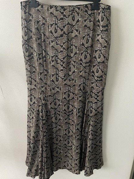 Women Karen Millen Skirt Brown 38 / M / 46
