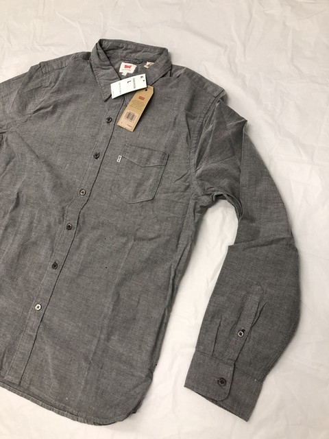 levis black shirt price