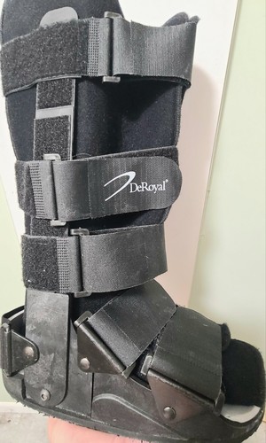 DeRoyal Small S Black Walking Boot Foot Brace