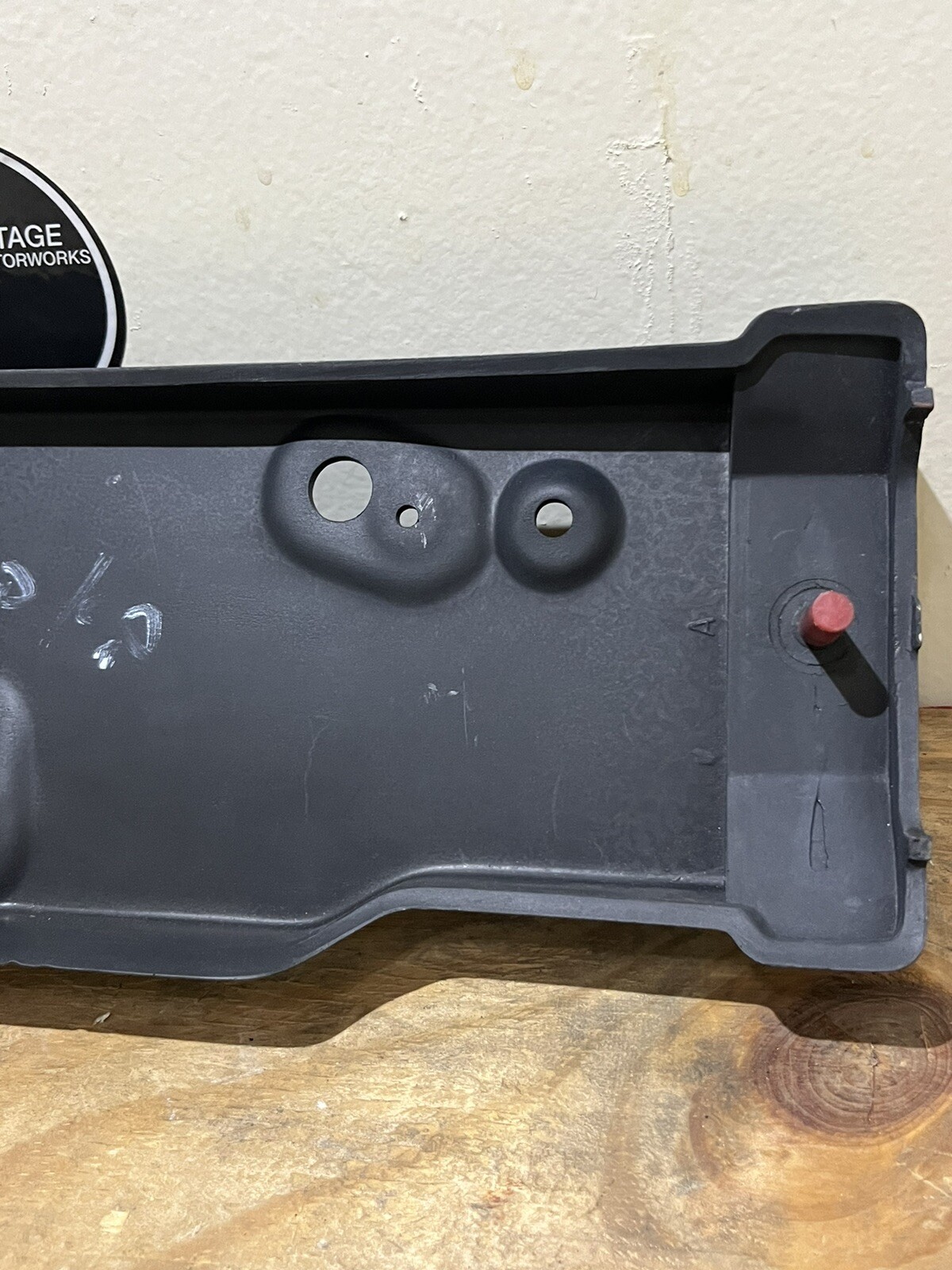 Genuine OEM 1966-99 Bentley Rolls-Royce Moulding Number Plate Narrow - UT10299pd