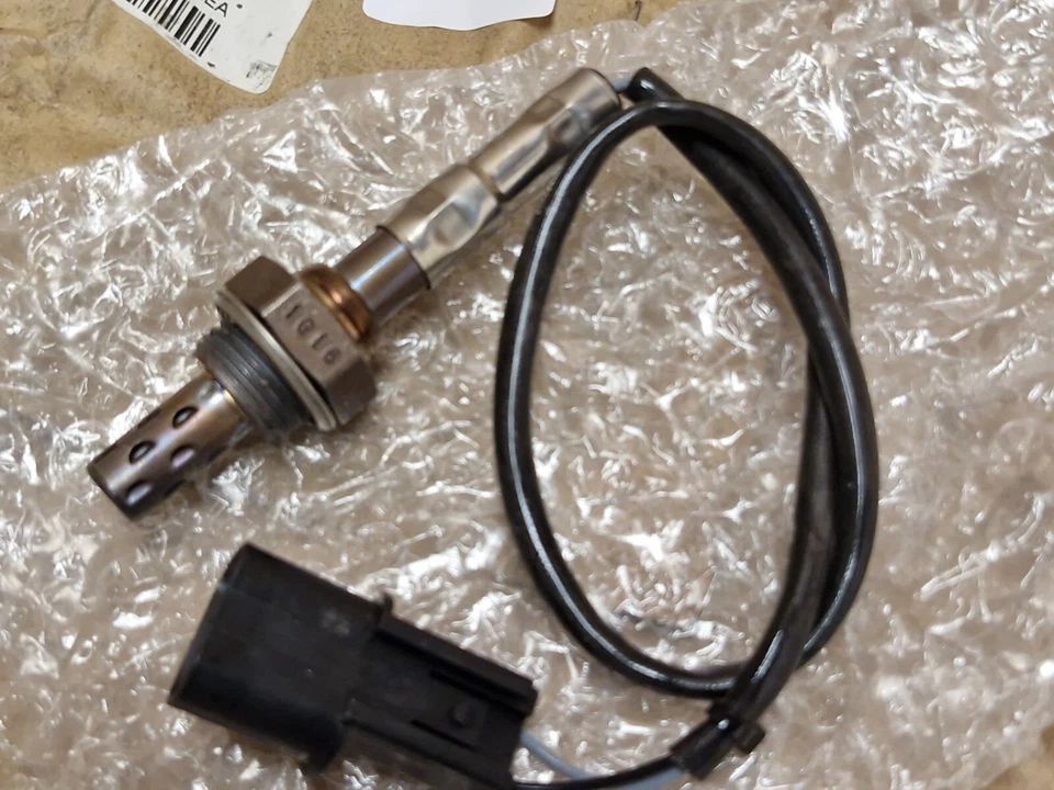 Hyundai Pony X2 Lambda Sensor 1989-1995 Sonata Mk2 Mk3 3921032580 Genuine NEW - Image 3 of 4